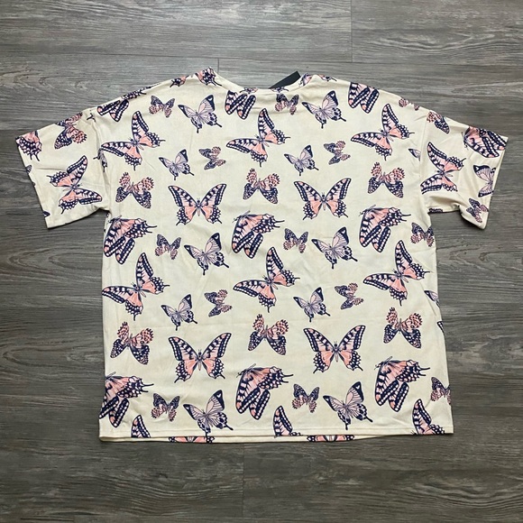 Butterfly Top - Picture 3 of 3